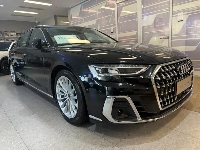 2025 Audi A8 A8L 45 TFSI quattro Luxury — миниатюра 3