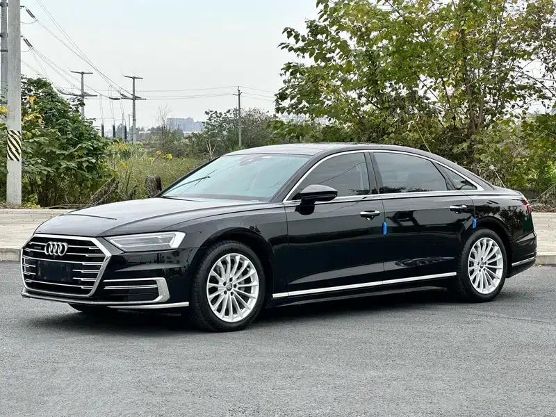 Audi A8 2019 Facelift Plus A8L 50 TFSI quattro Comfort — миниатюра 1