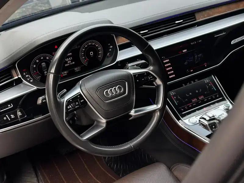 Audi A8 2019 Plus A8L 50 TFSI quattro Luxury — миниатюра 19