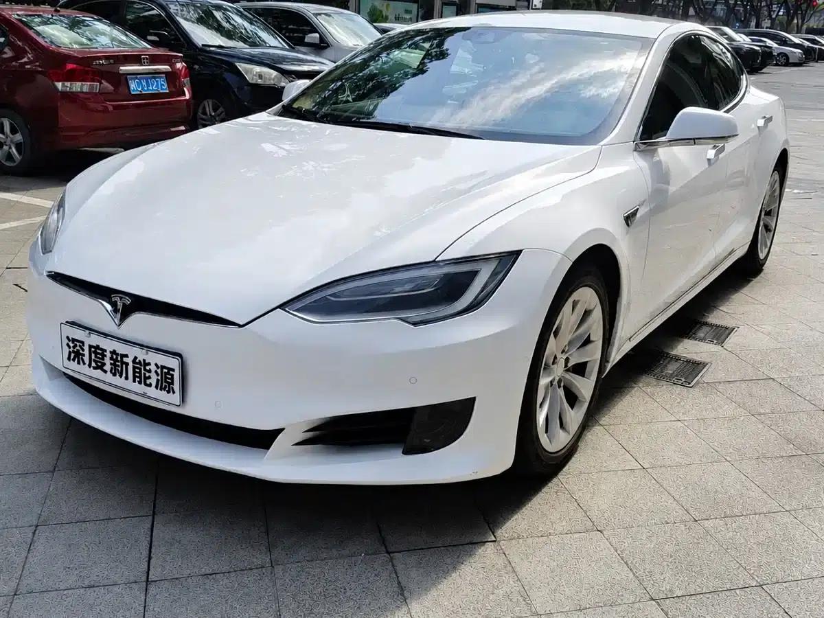 2016 Model S 90D — миниатюра 1