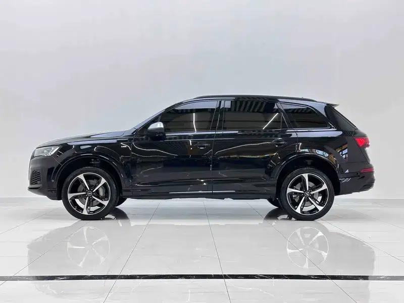 Audi Q7 2023 55 TFSI quattro S line Sport — миниатюра 4