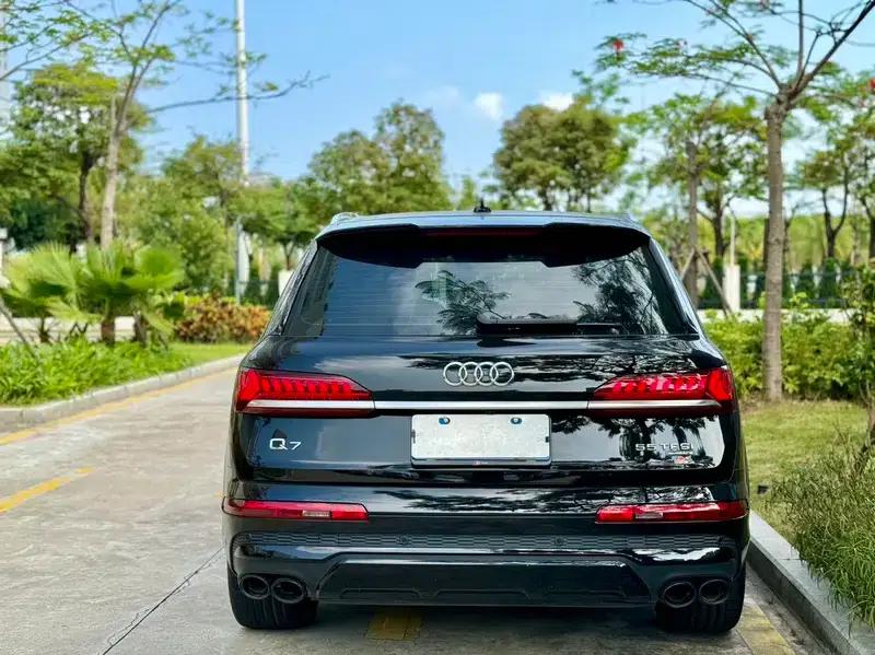 Audi Q7 2023 55 TFSI quattro S line Sport — миниатюра 4