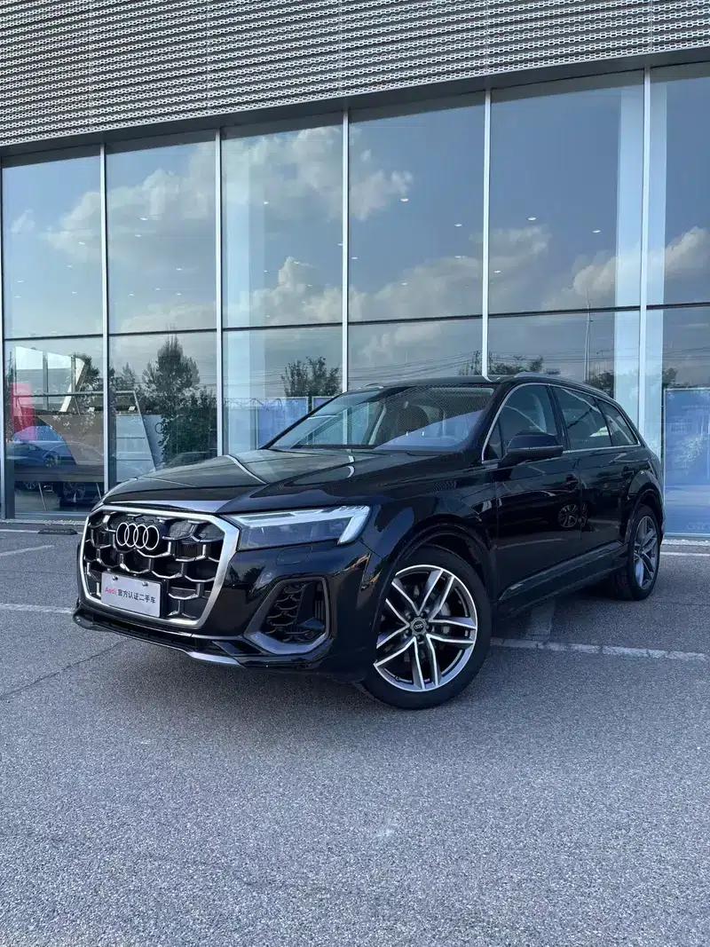 Audi Q7 2025 55 TFSI quattro S line Sport — миниатюра 1