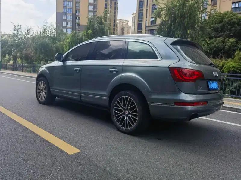 Audi Q7 2010 3.6 FSI quattro Base Model — миниатюра 4