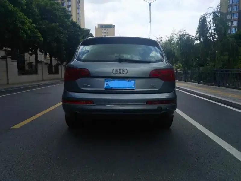 Audi Q7 2010 3.6 FSI quattro Base Model — миниатюра 5