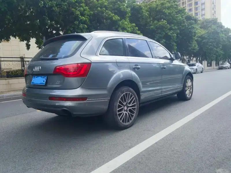 Audi Q7 2010 3.6 FSI quattro Base Model — миниатюра 6