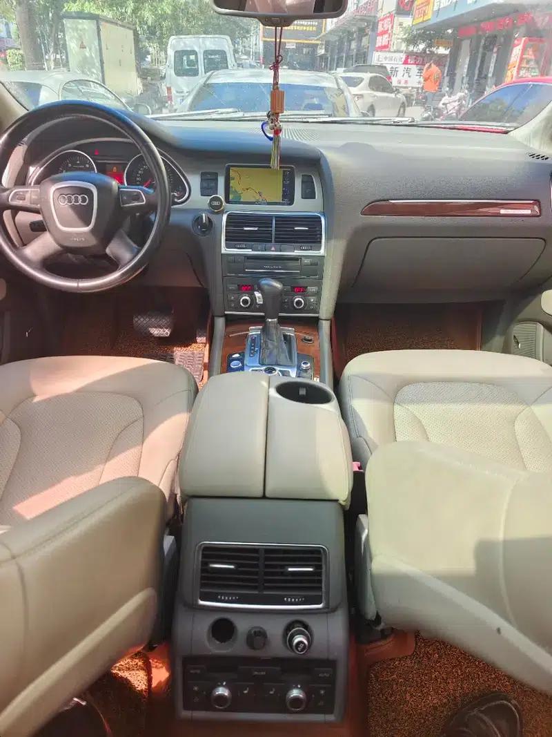 Audi Q7 2010 3.6 FSI quattro Base Model — миниатюра 7