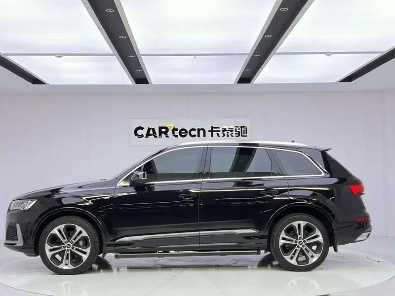 Audi Q7 2021 55 TFSI quattro S line Sport — миниатюра 4