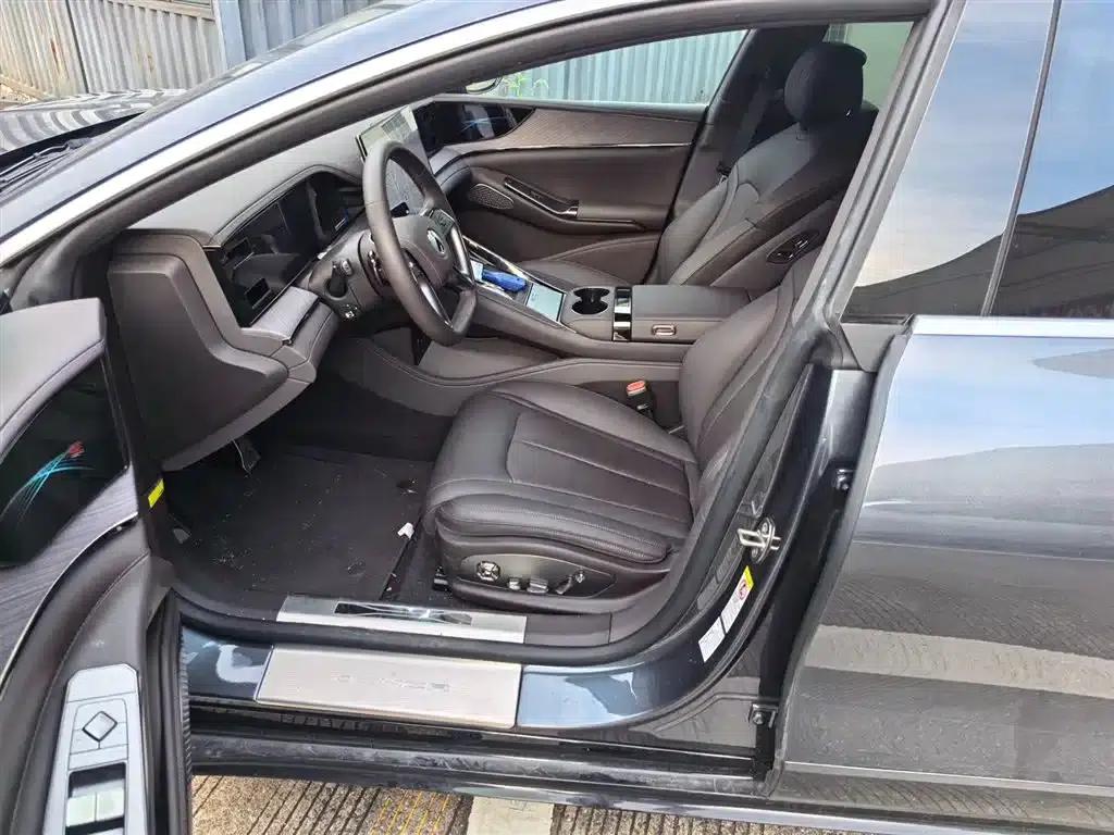 Denza Z9 2024 Model 1100km AWD Max Edition — миниатюра 5
