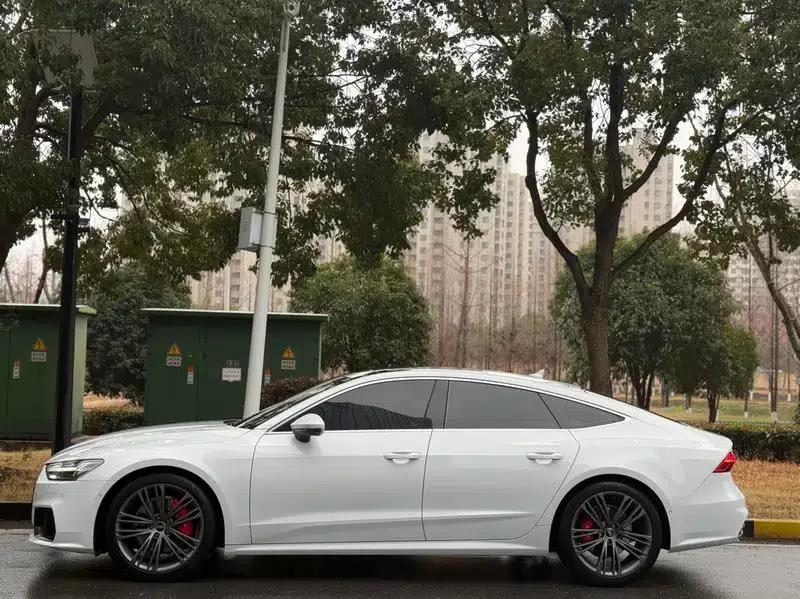 Audi A7 2023 45 TFSI Premium Edition — миниатюра 3