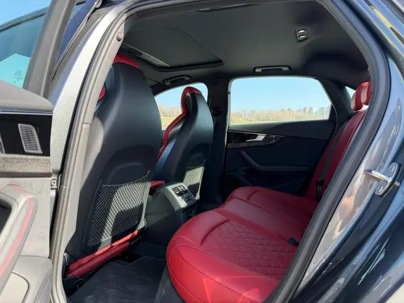 Audi S4 2024 Limousine 3.0TFSI — миниатюра 10