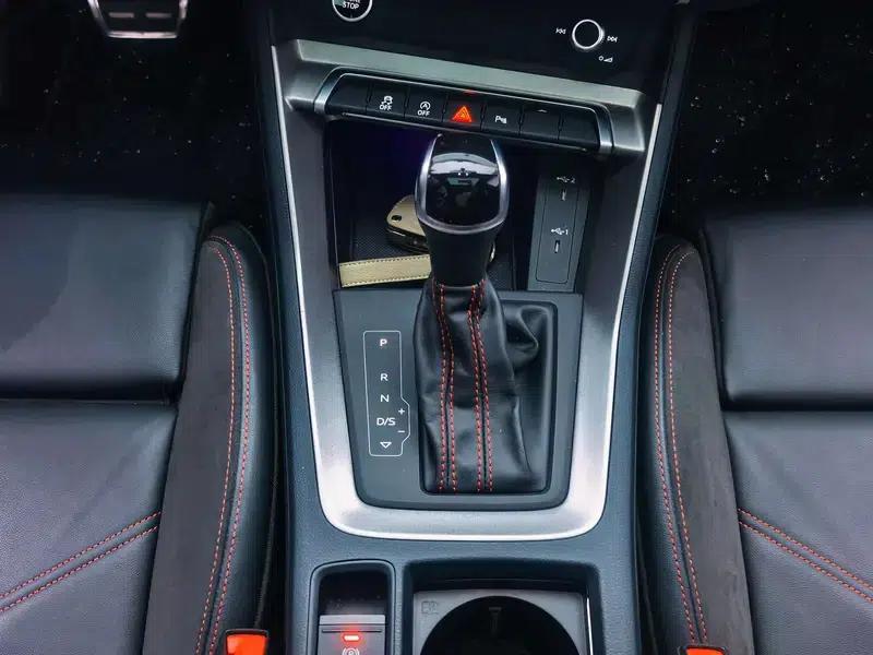 Audi Q3 Sportback 2022 40 TFSI RS Package (Sports Edition) — миниатюра 21