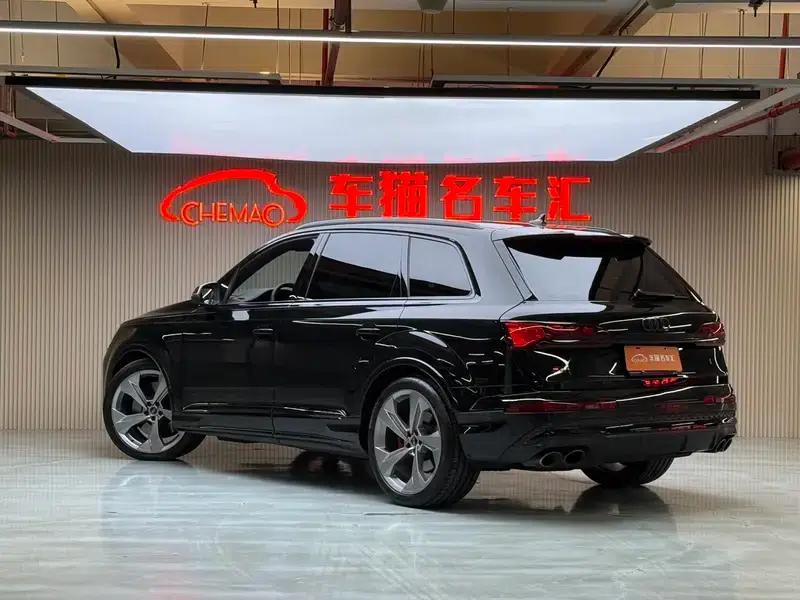 Audi SQ7 2024 4.0 TFSI — миниатюра 8
