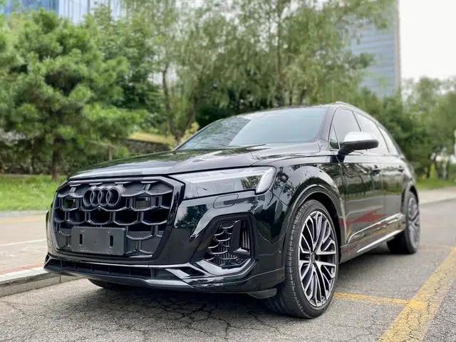 Audi SQ7 2024 4.0 TFSI