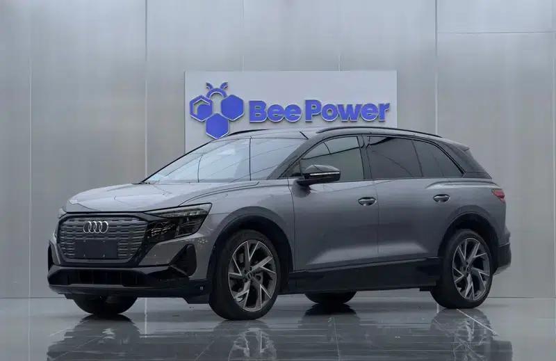 Audi Q5 e-tron 2022 Model 40 e-tron Starry Sky Edition Mech Suit Sun Chaser Edition — миниатюра 1