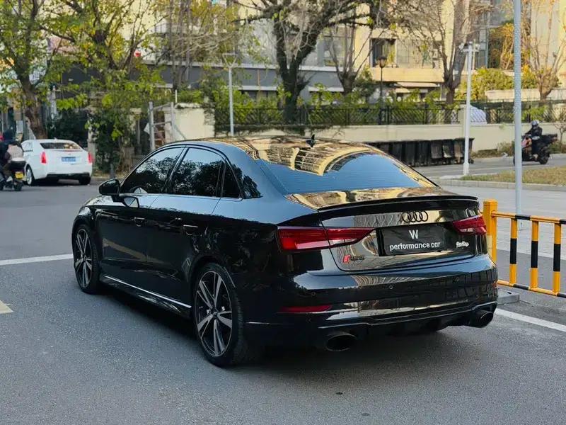 Audi RS 3 2017 RS 3 2.5T Limousine — миниатюра 3