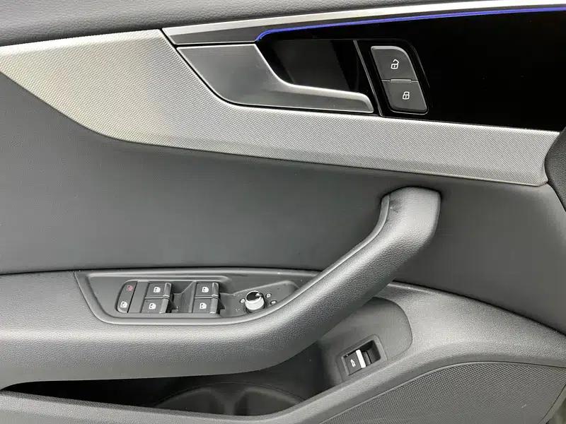 Audi A5 2024 Sportback 40 TFSI Fashion Dynamic Edition — миниатюра 9