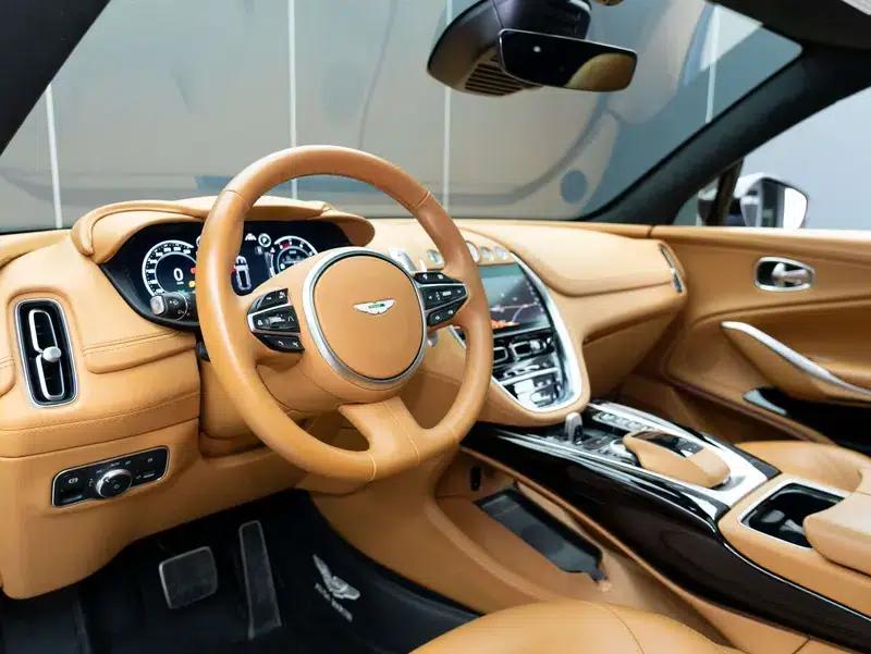 2024 Aston Martin DBX 4.0T V8 — миниатюра 13