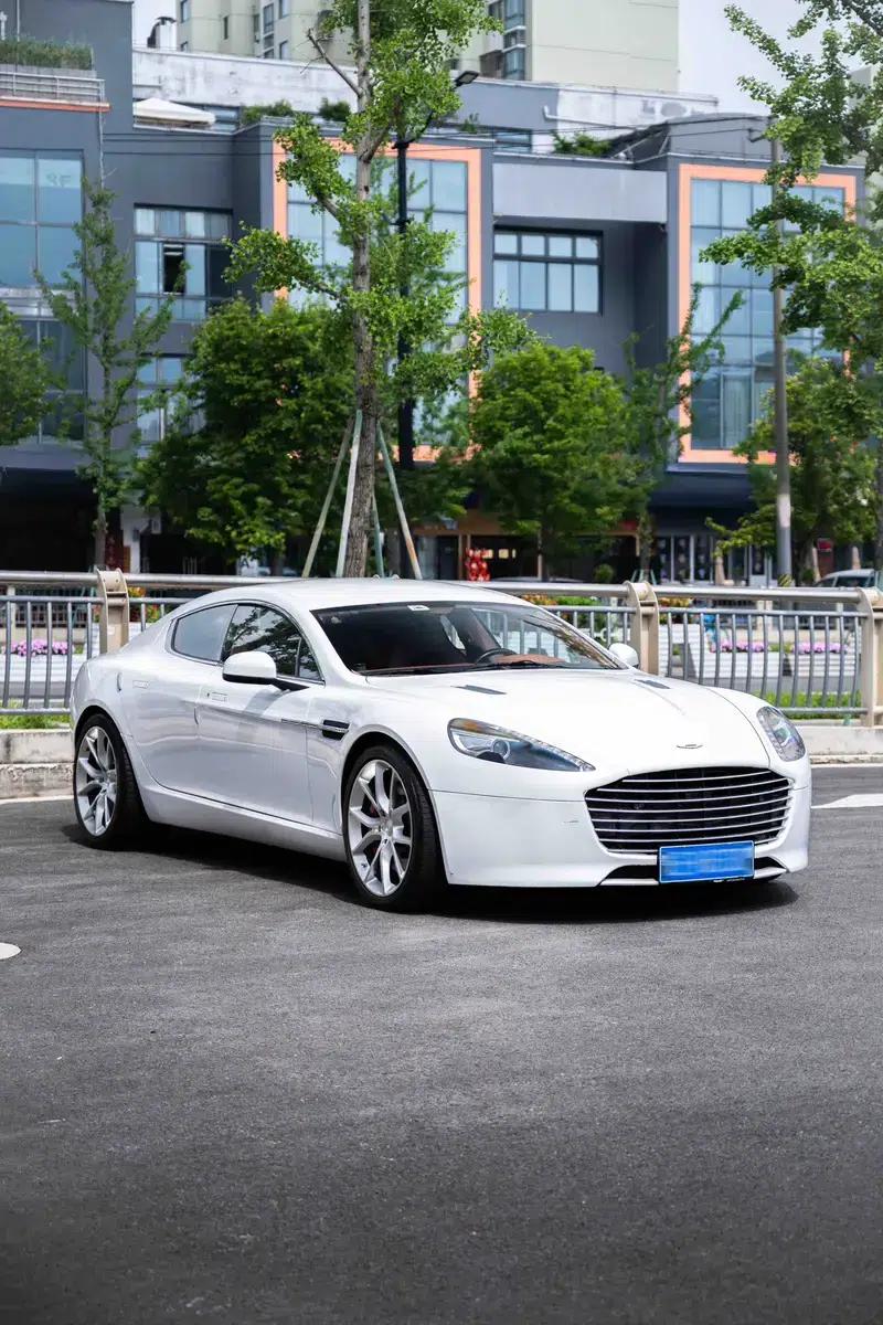 2010 Rapide 6.0L — миниатюра 3