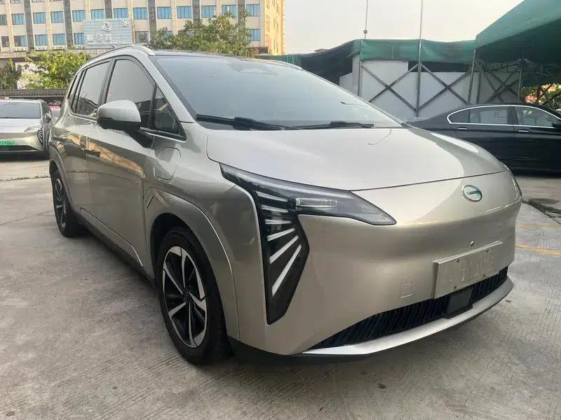 AION Y 2022 PLUS 70 Smart Edition — миниатюра 3