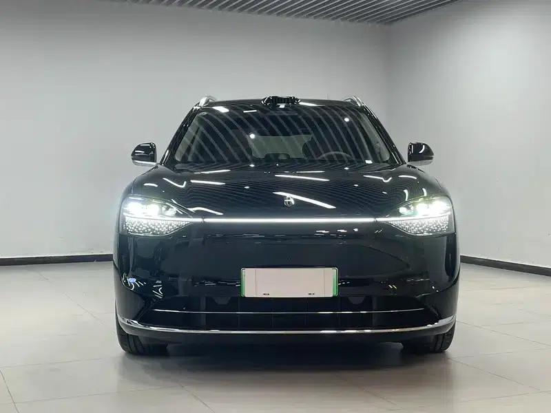 Wenjie M9 2025 Ultra Range Extended 5-Seat Version (192-line LiDAR) — миниатюра 2