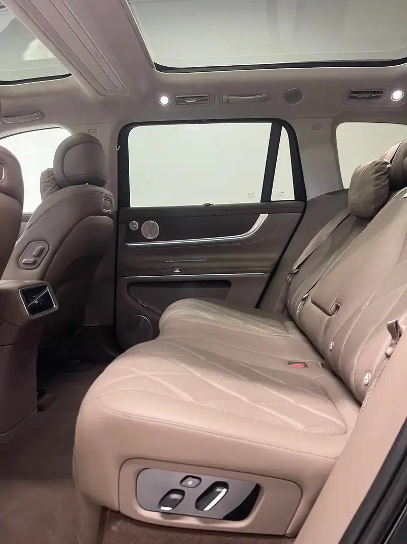 Wenjie M9 2025 Ultra Range Extended 5-Seat Version (192-line LiDAR) — миниатюра 12