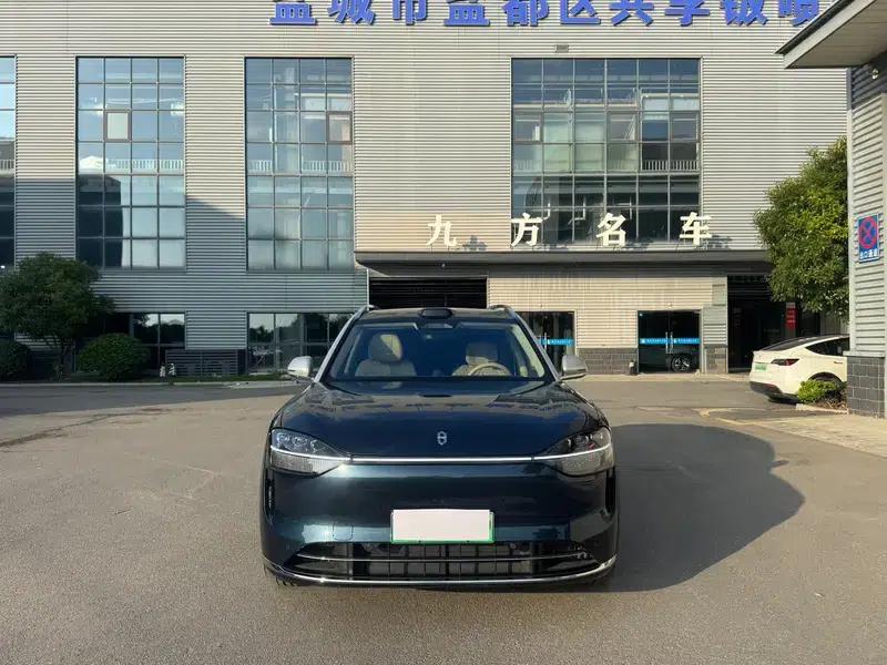 Wenjie M9 2025 Ultra Extended Range Six-Seat Version (192-line LiDAR) — миниатюра 2
