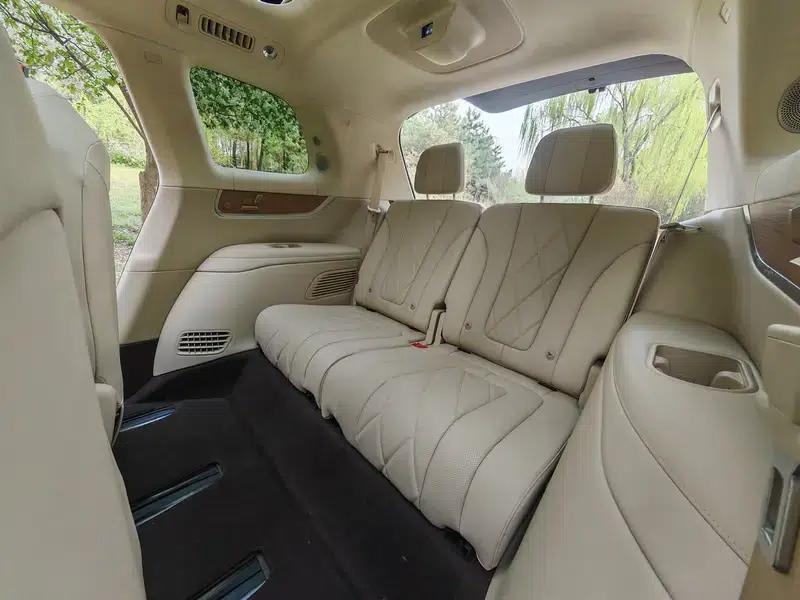 Wenjie M9 2024 Extended Range Max Six-Seater — миниатюра 19