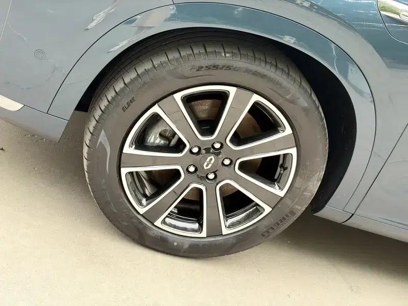 Wenjie M7 2024 Pro 5-Seat Rear-Wheel Drive Intelligent Driving Edition — миниатюра 19
