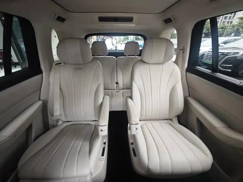 Wenjie M8 2025 Extended Range Ultra 6-Seat 4WD (192-line LiDAR) — миниатюра 13