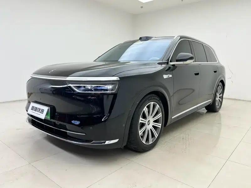 Wenjie M8 2025 Extended Range Max+ 6-Seat 4WD Version (192-line LiDAR) — миниатюра 1