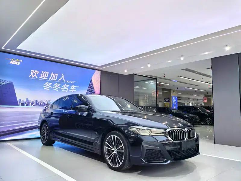 2021 BMW 5 Series 530Li Leading Edition M Sport Package — миниатюра 3
