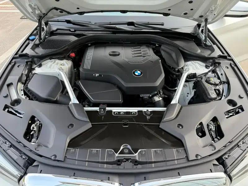 2022 BMW 5 Series Facelift 525Li M Sport Package — миниатюра 4
