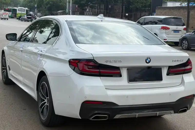 BMW 5 Series 2022 Facelift 525Li M Sport Package — миниатюра 4