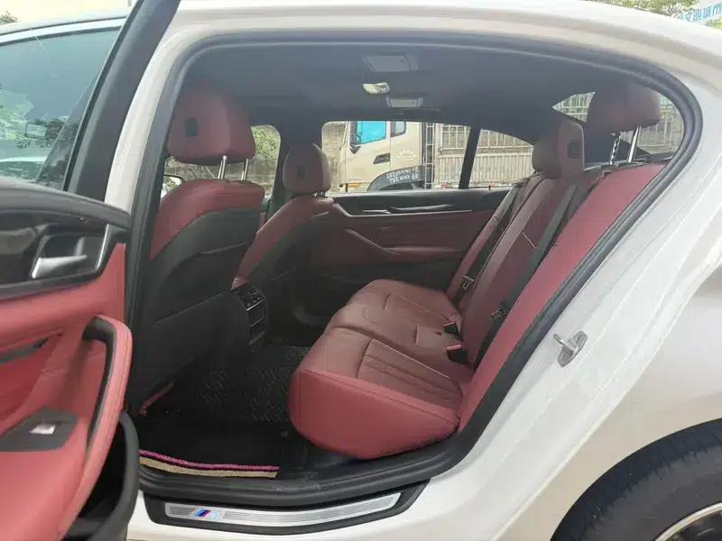 BMW 5 Series 2022 Facelift 525Li M Sport Package — миниатюра 9