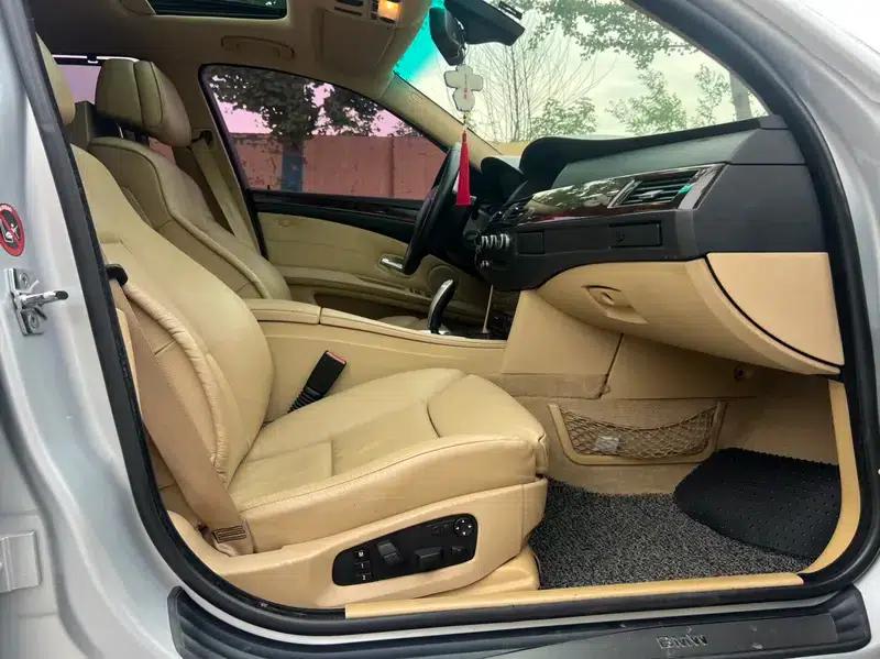 BMW 5 Series 2008 530Li Leading Edition — миниатюра 11