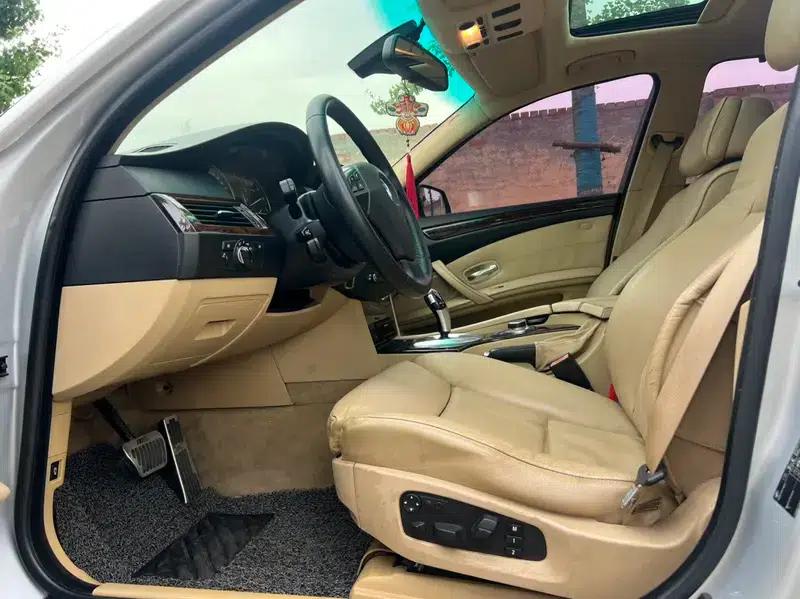 BMW 5 Series 2008 530Li Leading Edition — миниатюра 16