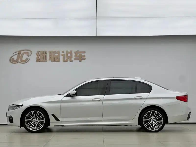 2018 BMW 5 Series Facelift 530Li Leading Edition M Sport Package — миниатюра 3
