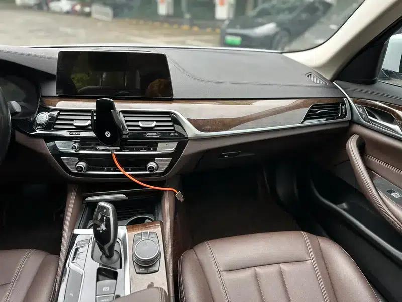 2019 BMW 5 Series Facelift 525Li Luxury Package — миниатюра 8