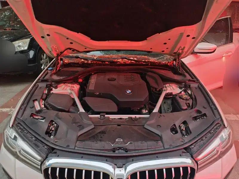 2022 BMW 5 Series 525Li M Sport Package — миниатюра 19
