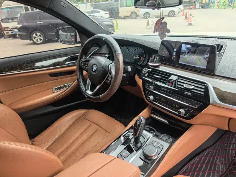 2017 BMW 5 Series 525Li Luxury Design Package — миниатюра 4