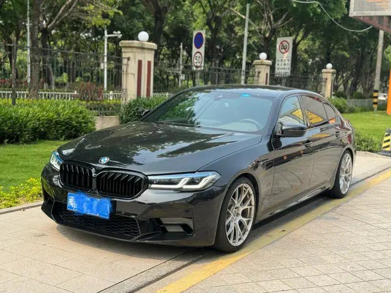 BMW 5 Series 2022 Facelift 530Li Leading Model M Sport Package — миниатюра 1