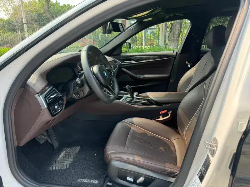 BMW 5 Series 2022 Facelift 530Li Leading Model M Sport Package — миниатюра 8
