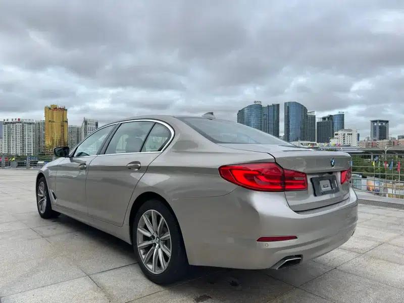 BMW 5 Series 2018 528Li Launch Special Edition — миниатюра 13