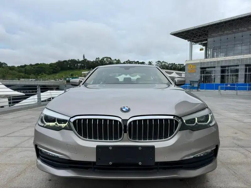 BMW 5 Series 2018 528Li Launch Special Edition — миниатюра 16