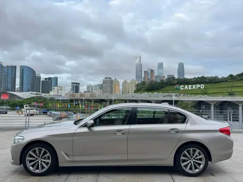 BMW 5 Series 2018 528Li Launch Special Edition — миниатюра 18