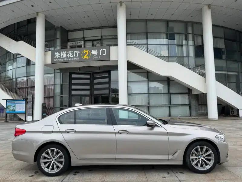 BMW 5 Series 2018 528Li Launch Special Edition — миниатюра 19