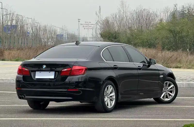 BMW 5 Series 2012 520Li Elegant Edition — миниатюра 4