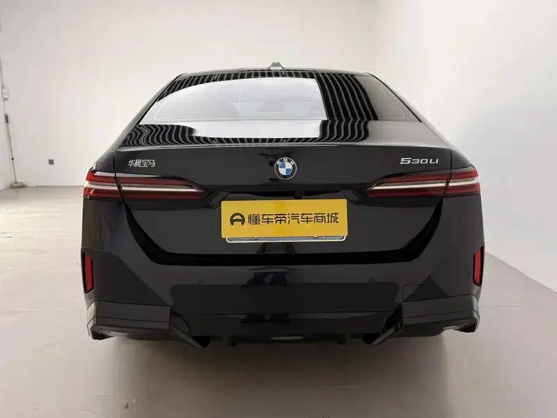 2025 BMW 5 Series Facelift 530Li Leading Edition M Sport Package — миниатюра 6