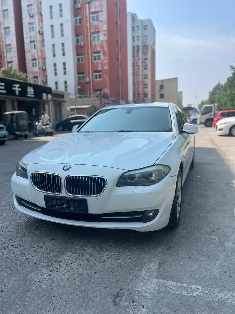 BMW 5 Series 2012 523Li Leading Edition — миниатюра 1
